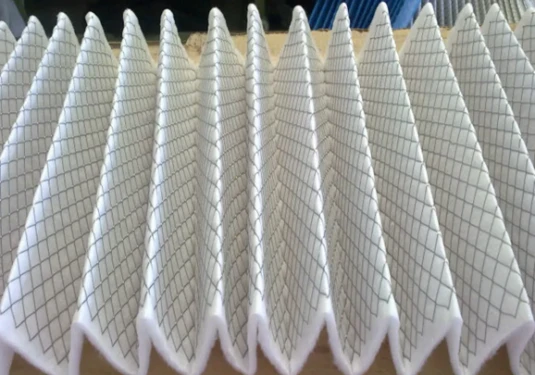Self-supporting Nonwoven Media